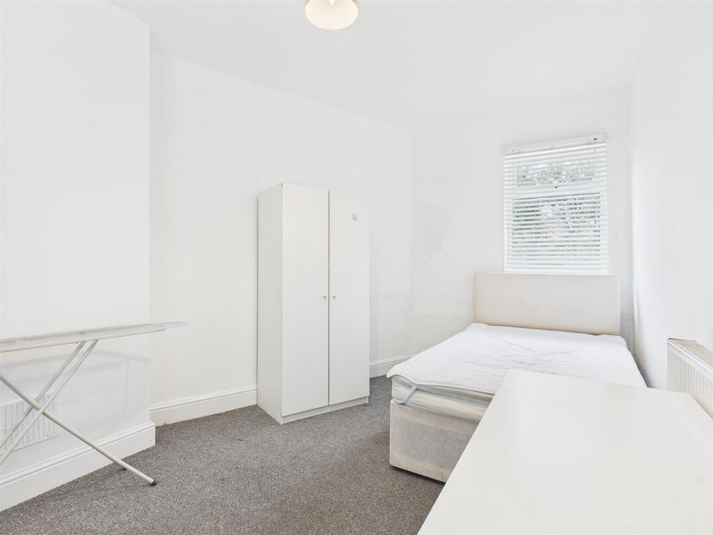 Double Bedroom 3