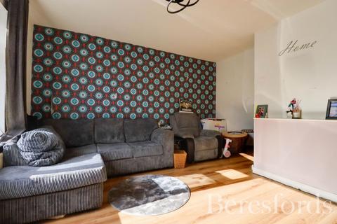 3 bedroom semi-detached house for sale, Forest Drive, Chelmsford, CM1