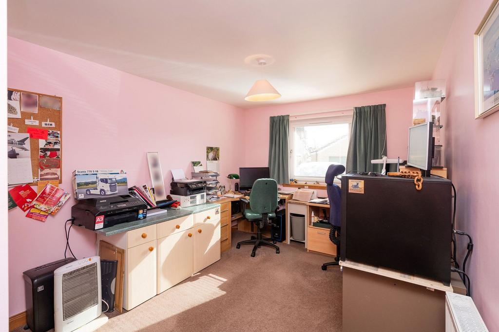 Bedroom/Study