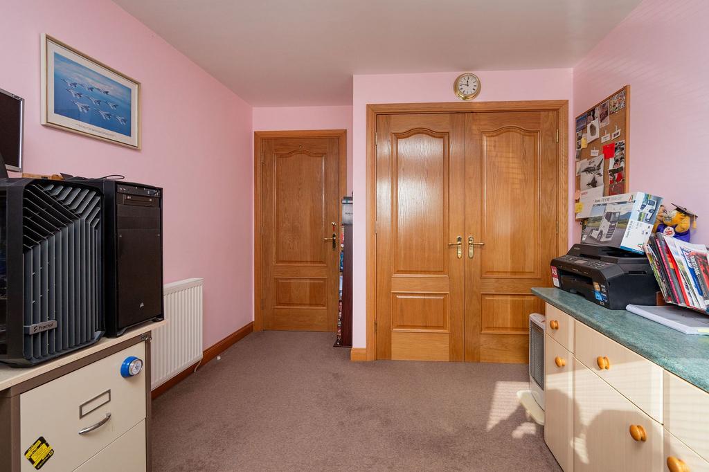 Bedroom/Study
