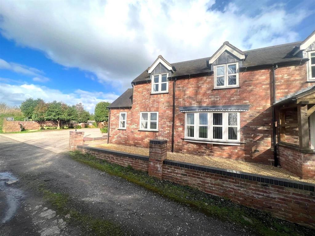 Main photo - forge cottage.jpg