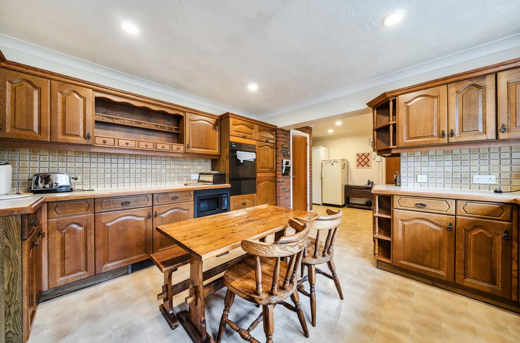 1423214-8-69aec49...