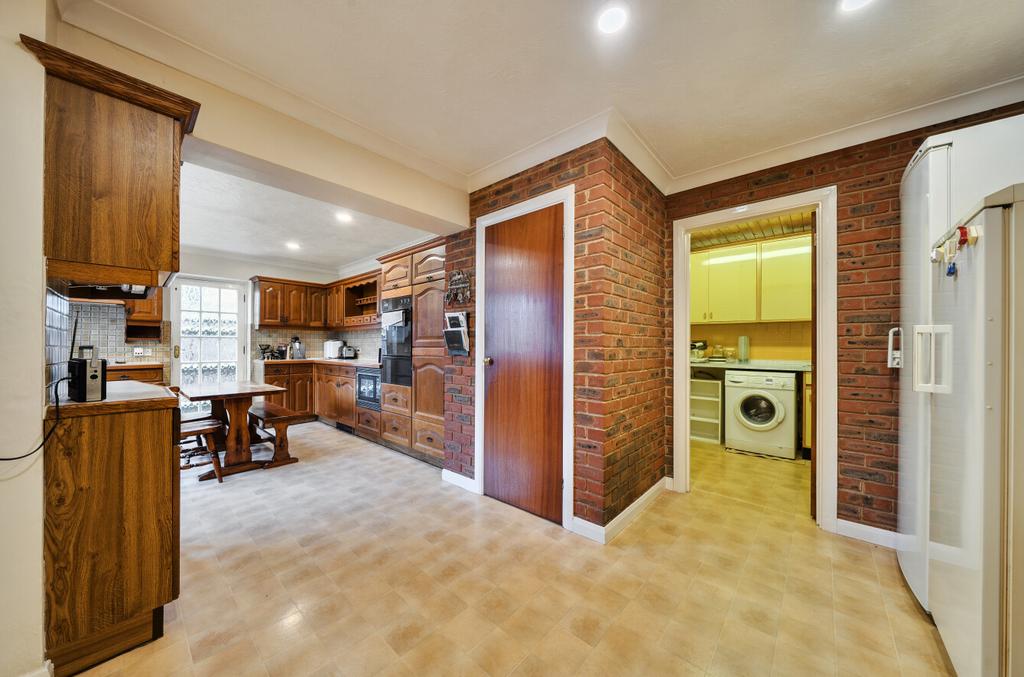 1423214-9-69aec4a...