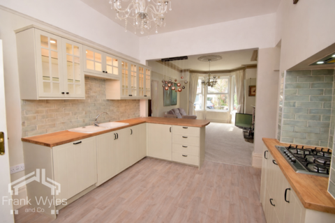 6 bedroom terraced house for sale, Cecil Street, Lytham St. Annes, Lancashire