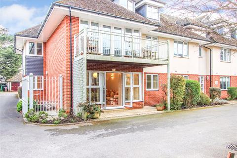 2 bedroom apartment for sale - Halyard House, Avenue Road, Lymington, Hampshire, SO41