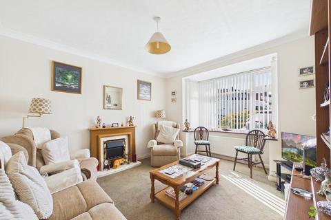 undefined, Kingswood Avenue, Belvedere, Kent, DA17