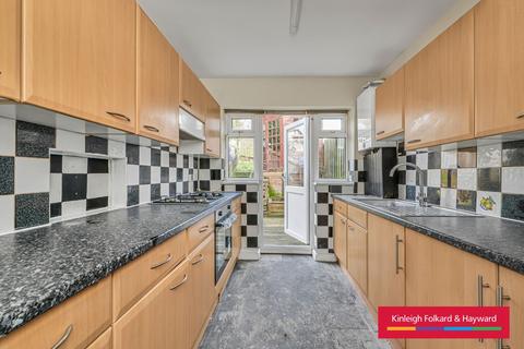 3 bedroom property to rent, Calvin Close, Orpington, BR5