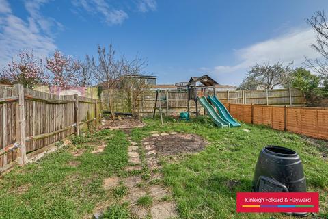 3 bedroom property to rent, Calvin Close, Orpington, BR5