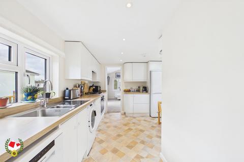 2 bedroom park home for sale, Woodlands Park, Quedgeley, Gloucester GL2 4PT