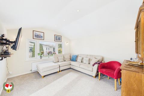 2 bedroom park home for sale, Woodlands Park, Quedgeley, Gloucester GL2 4PT