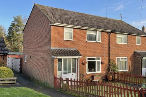 3 bedroom semi-detached house for sale - Spiders Island, Salisbury SP5
