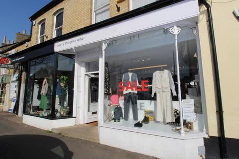 Retail property (high street) to rent - Market Place, Olney
