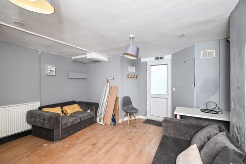 1 bedroom in a house share to rent, Rochester Street, Chatham, ME4