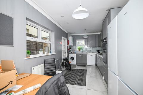 1 bedroom in a house share to rent, Rochester Street, Chatham, ME4