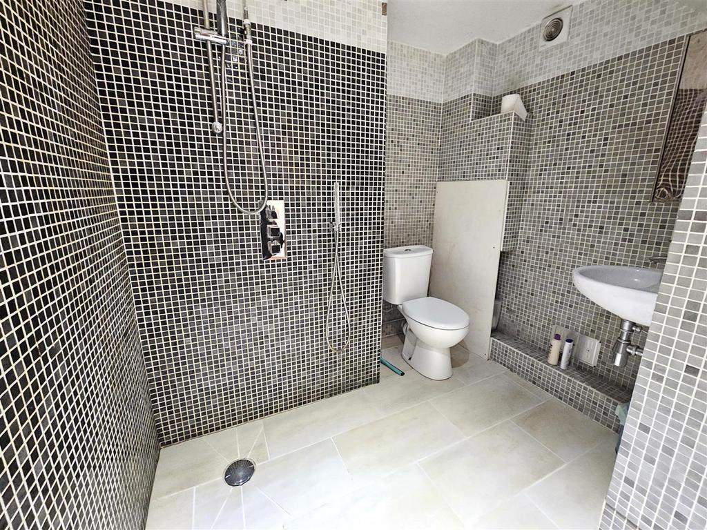 Ground Floor Shower Room.jpg