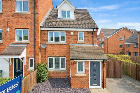 3 bedroom house for sale, Newlands, Farsley, Pudsey