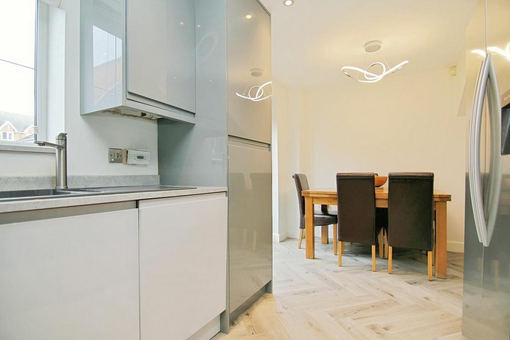 Kitchen diner