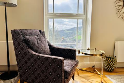 2 bedroom apartment to rent, Cavendish Road, MATLOCK