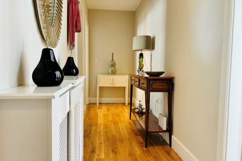 2 bedroom apartment to rent, Cavendish Road, MATLOCK