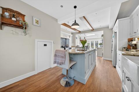 4 bedroom semi-detached house for sale, West End Lane, Horsforth, Leeds, West Yorkshire, LS18