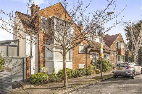 4 bedroom house for sale, Park Avenue, Golders Hill Park, NW11