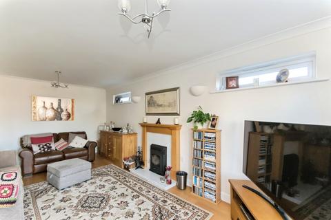 3 bedroom detached house for sale, Friday Street, Eastbourne