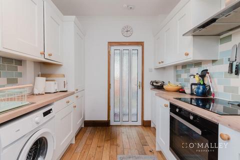 undefined, Claremont, Alloa