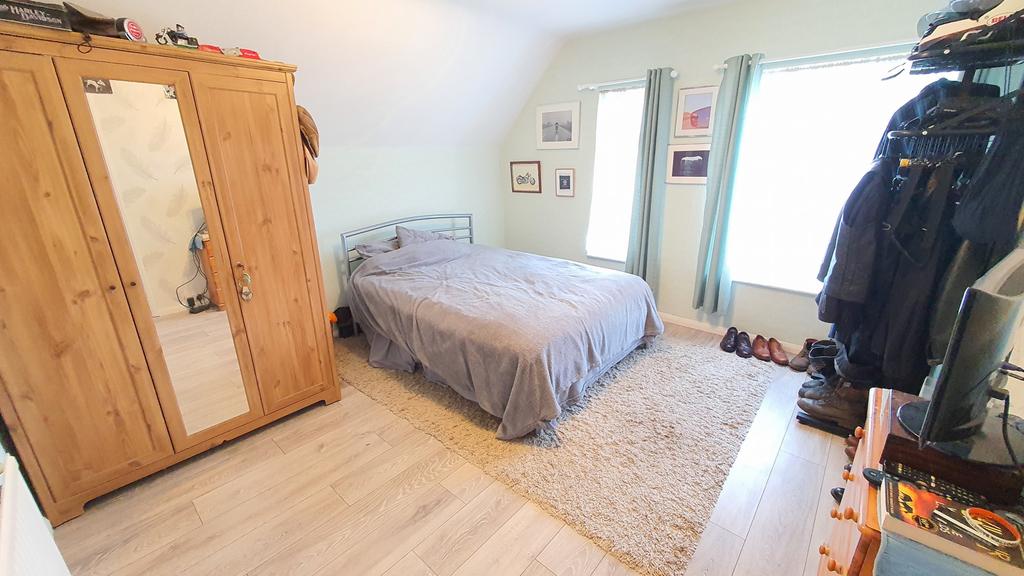 Front bedroom