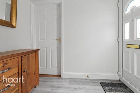 undefined, Peters Grove, Ipswich
