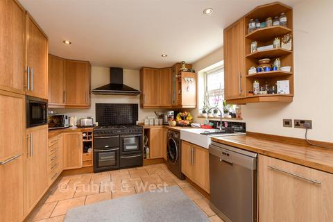 undefined, Copse Road, Meadvale RH1