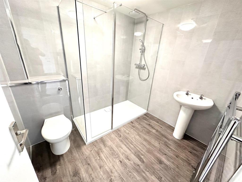 Shower.jpg