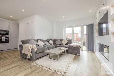 3 bedroom townhouse to rent, River Lane, Norwich NR3