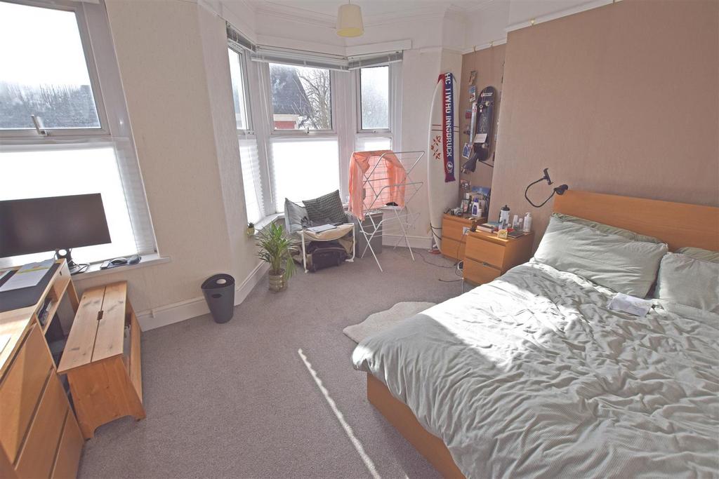 Bedroom2.jpg