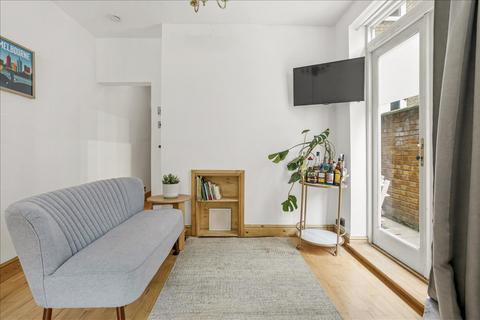 2 bedroom apartment for sale, Parfrey Street, Hammersmith, London, W6