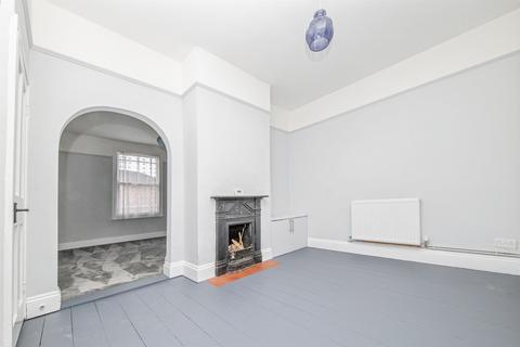3 bedroom terraced house for sale, Roman Road, Colchester