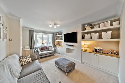 3 bedroom detached house for sale, Woodhall Court, Calverley, Pudsey, West Yorkshire, LS28