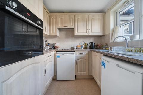 undefined, Mill Stream Court,  Abingdon,  Oxfordshire,  OX14