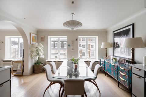 4 bedroom apartment for sale, Ladbroke Gardens, Notting Hill, London W11
