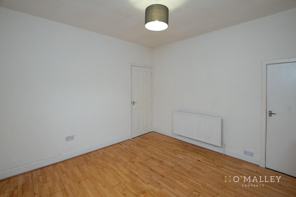 Bedroom 3 )2)
