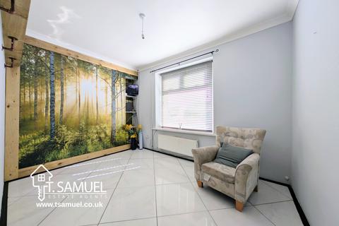 4 bedroom semi-detached house for sale, Oakland Street, Mountain Ash, Rhondda Cynon Taf, CF45 3AL