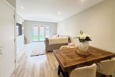 2 bedroom terraced house for sale, Bushy Plats Close, Ash, Aldershot