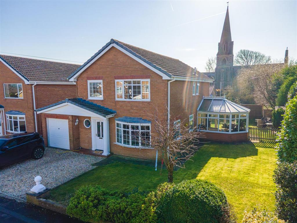 24 Manor Road