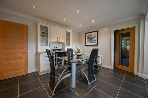 4 bedroom chalet for sale, Avon Castle, Ringwood, BH24