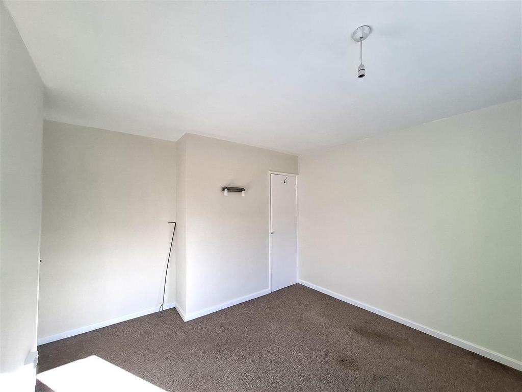 Bedroom 2.jpg