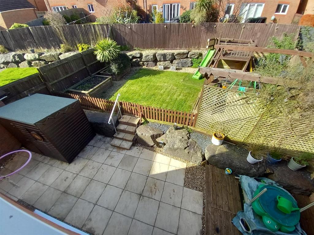 21 Birdwood Rear Gdn.jpg