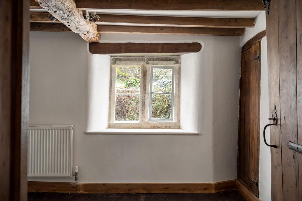 Peach Tree Cottage, Chedworth, GL54 4 AL