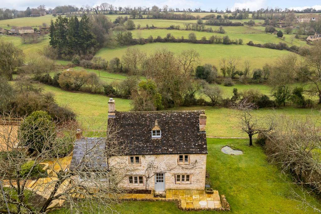 Peach Tree Cottage, Chedworth, GL54 4 AL