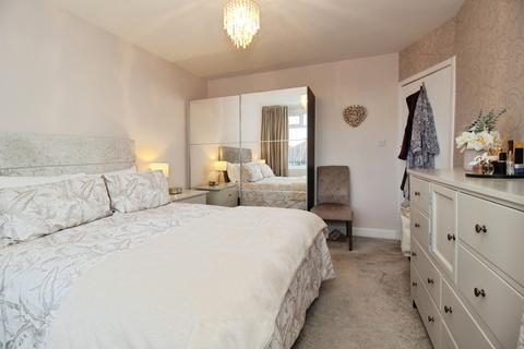 undefined, Lynwood Crescent, Leeds, West Yorkshire, LS12