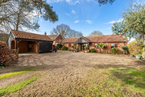 4 bedroom detached bungalow for sale, Smee Lane, Great Plumstead