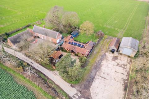 4 bedroom detached bungalow for sale, Smee Lane, Great Plumstead